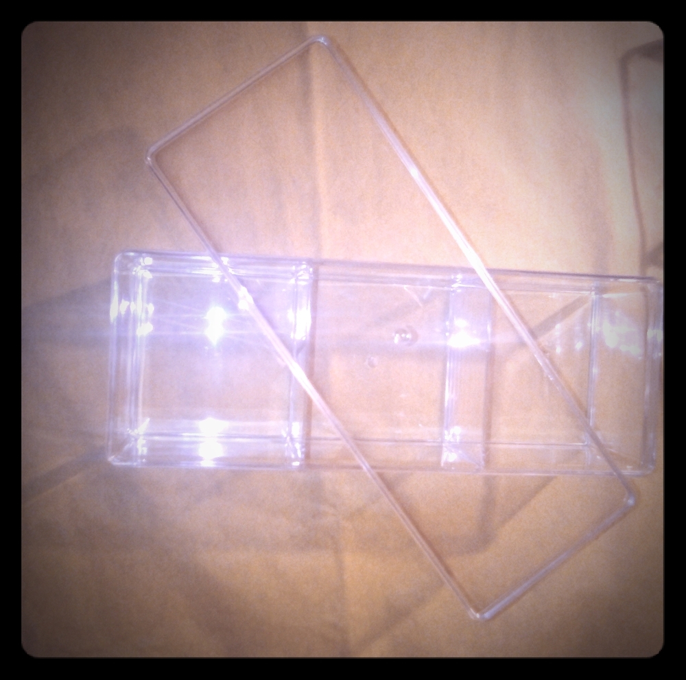 Acrylic 3 compartment organizer w/ lid